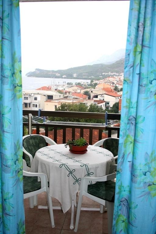 Apartments Mandic Tučepi Habitación foto