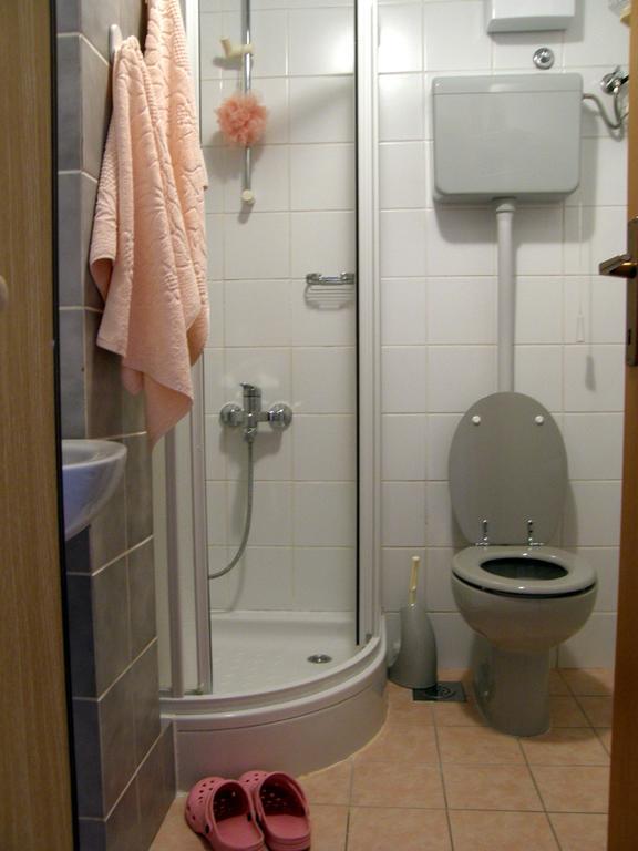 Apartments Mandic Tučepi Habitación foto